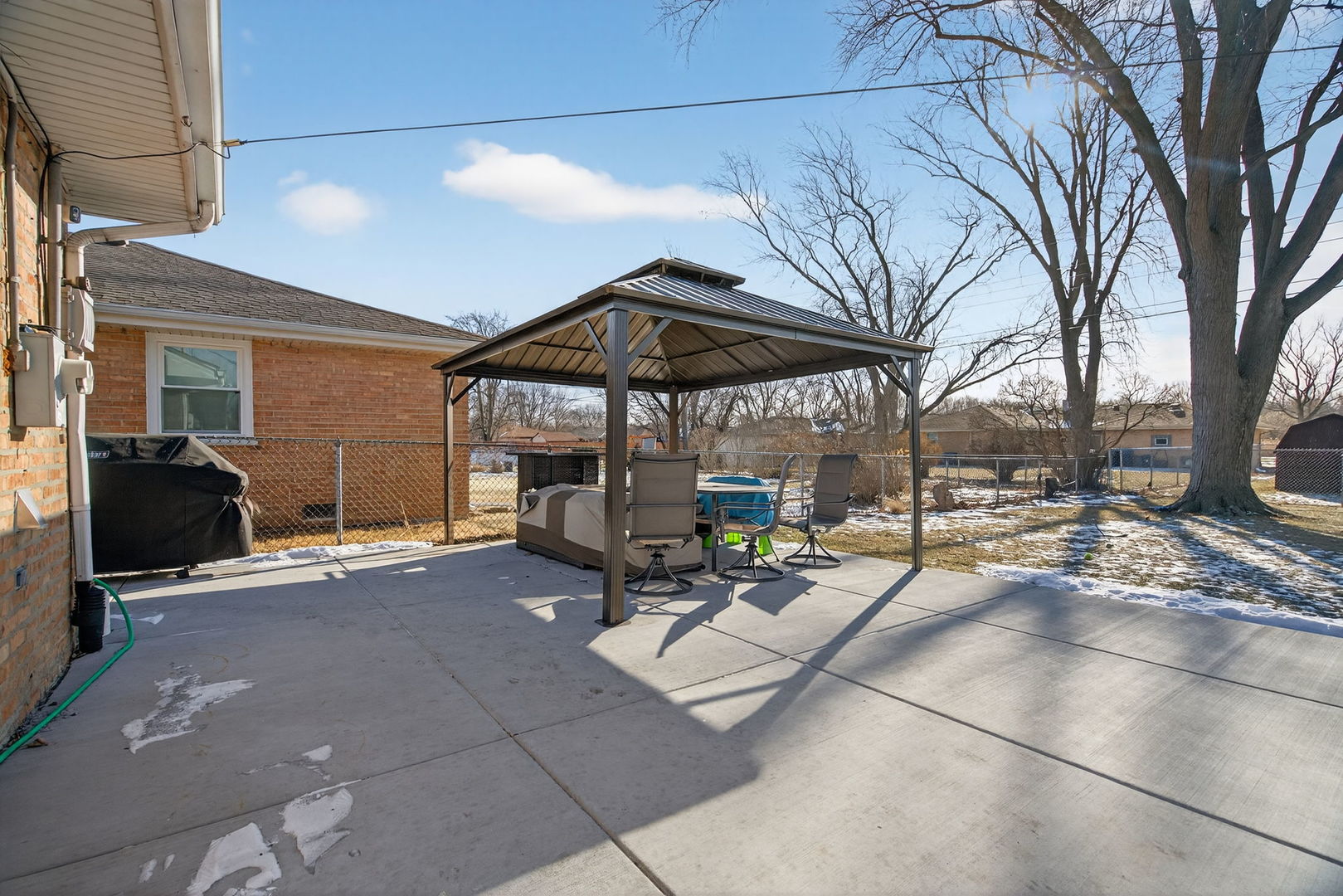 6935 W 115th Place, Worth, IL 60482