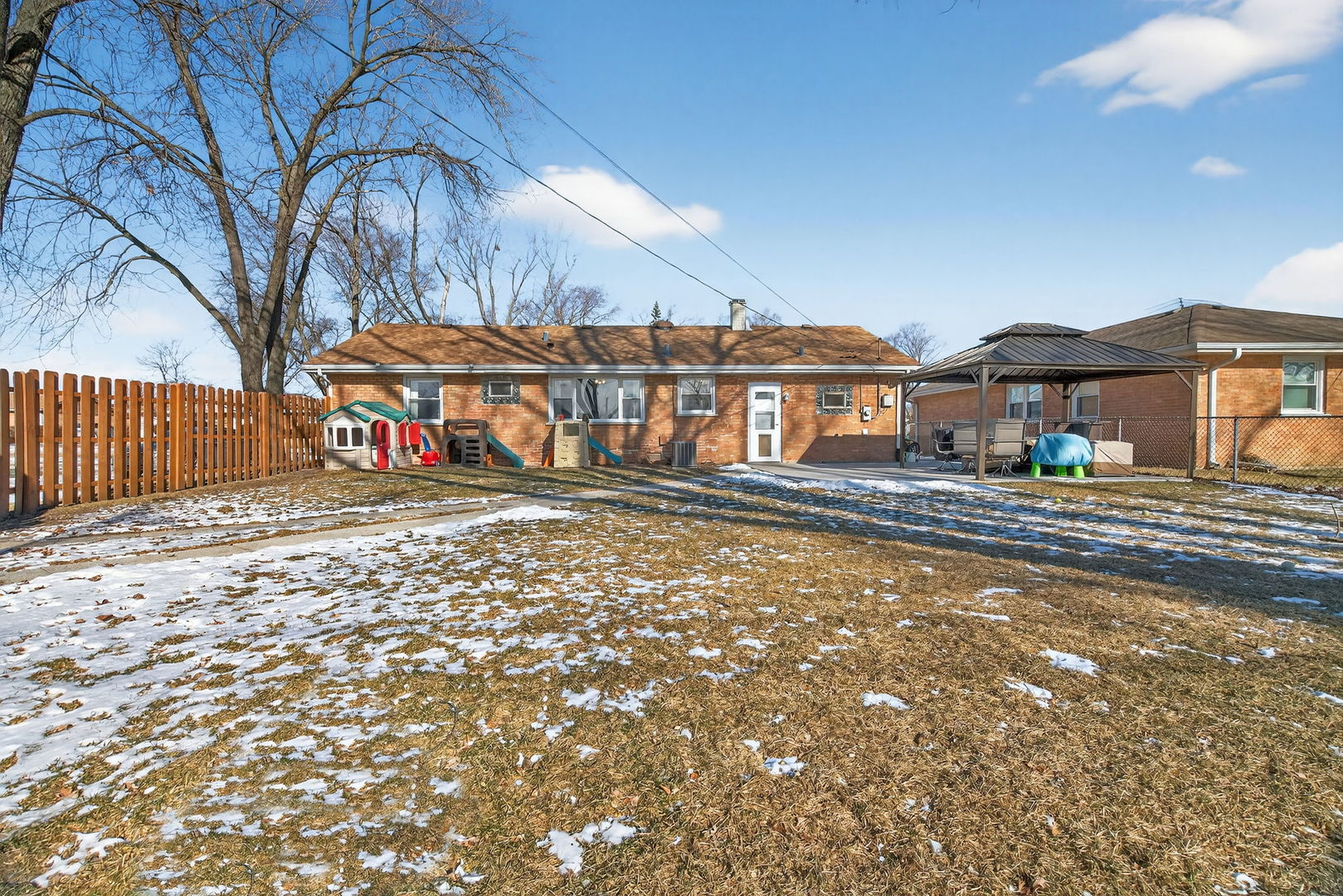 6935 W 115th Place, Worth, IL 60482