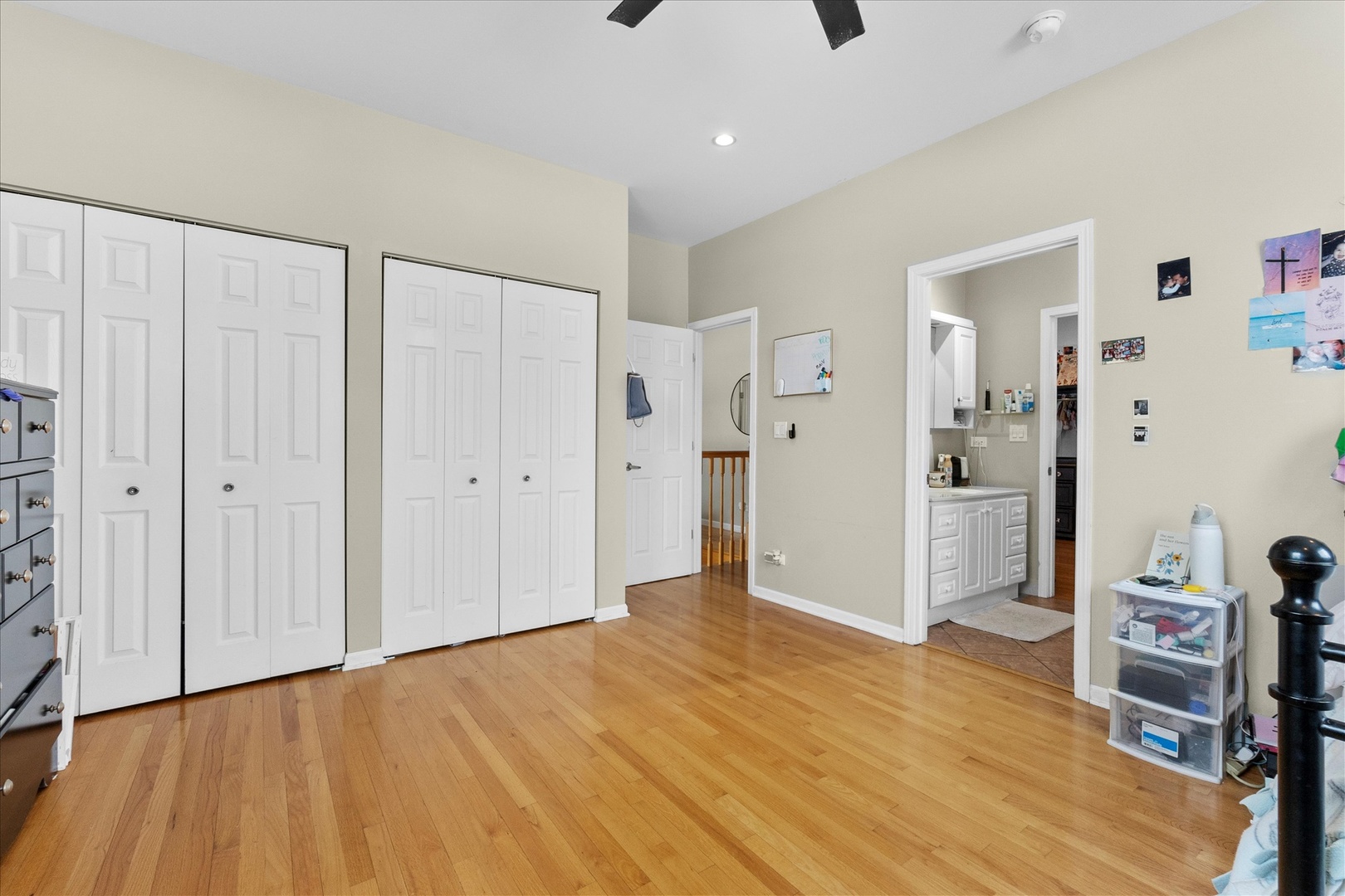 9341 S 82nd Avenue, Hickory Hills, IL 60457