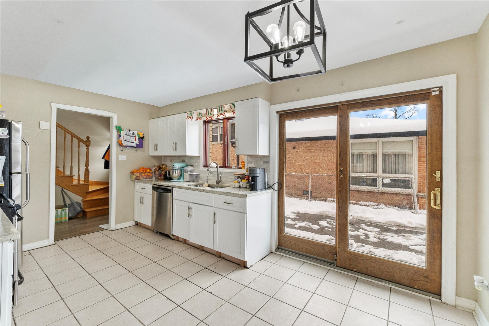 9341 S 82nd Avenue, Hickory Hills, IL 60457