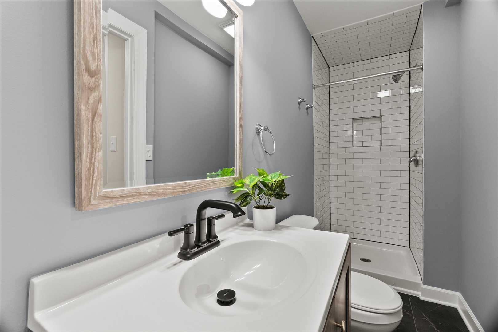 805 Maryknoll Drive, Lockport, IL 60441