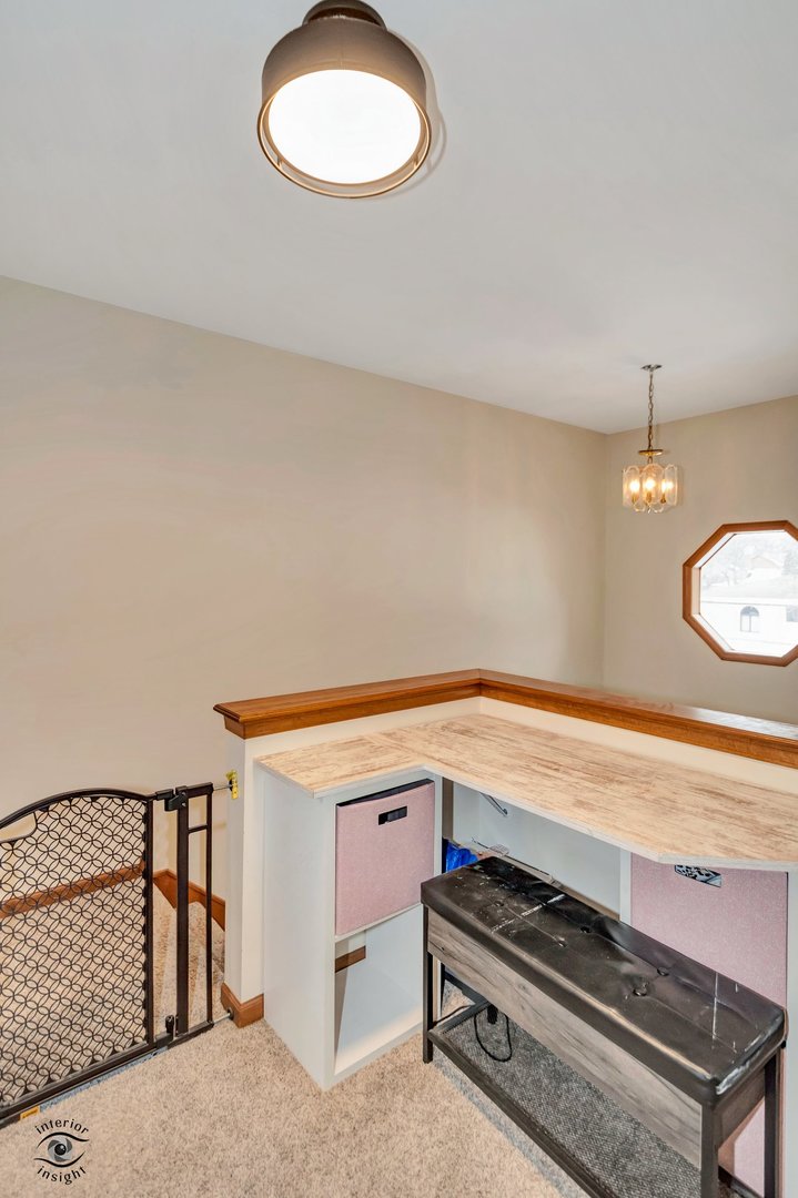 14411 Lamon Avenue, Midlothian, IL 60445