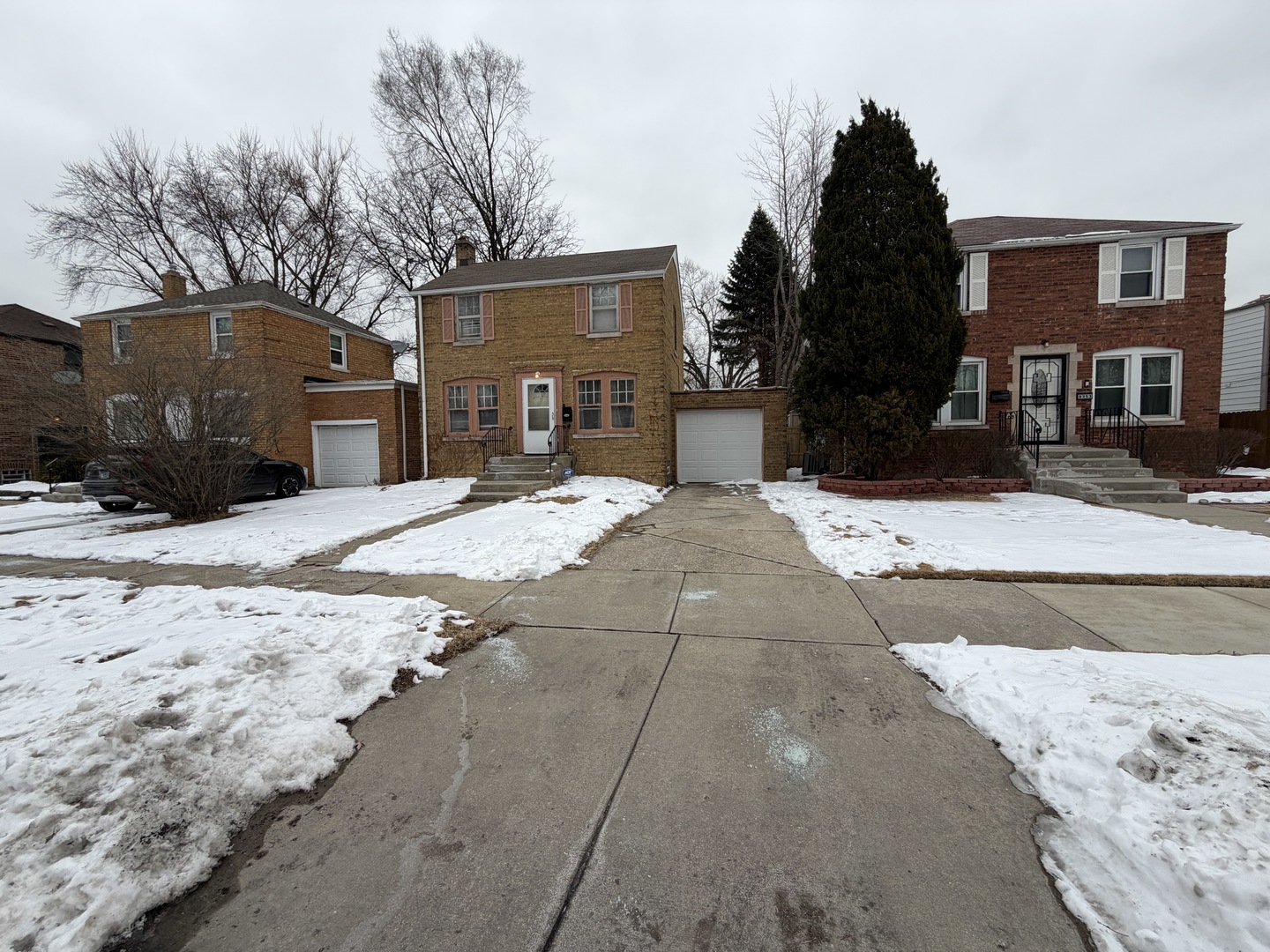9349 S Sacramento Avenue, Evergreen Park, IL 60805