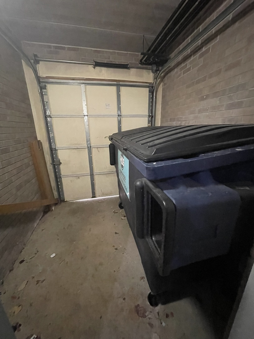 5331 W Mint Julip Drive #101, Alsip, IL 60803