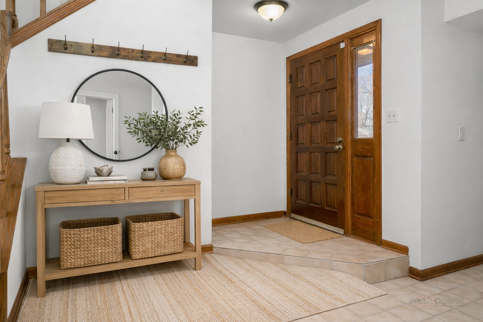 107 E Winchester Road, Libertyville, IL 60048