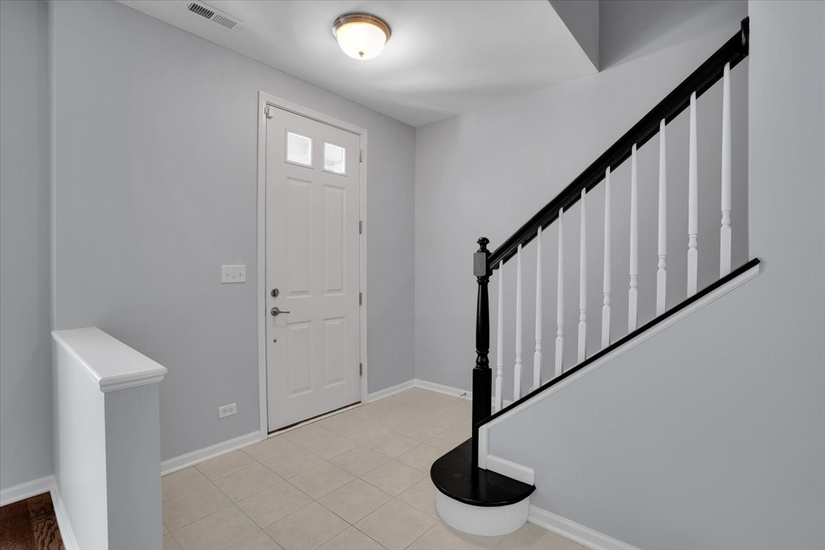 222 W Hyde Street, Arlington Heights, IL 60005