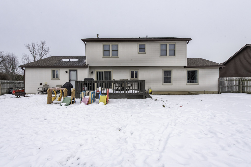 150 Old Darby Lane, Winthrop Harbor, IL 60096