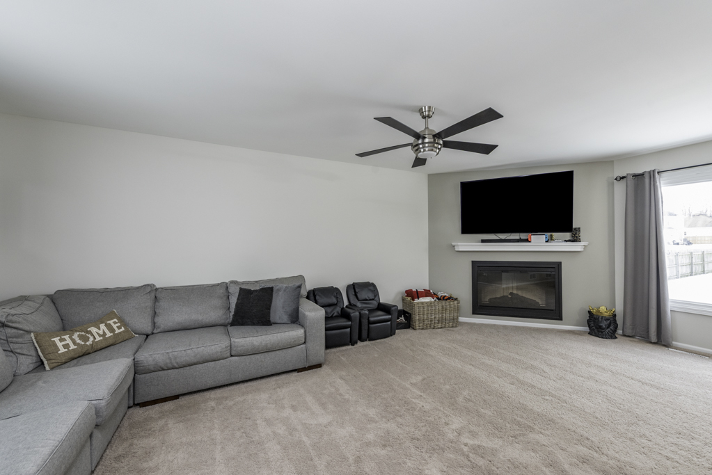 150 Old Darby Lane, Winthrop Harbor, IL 60096