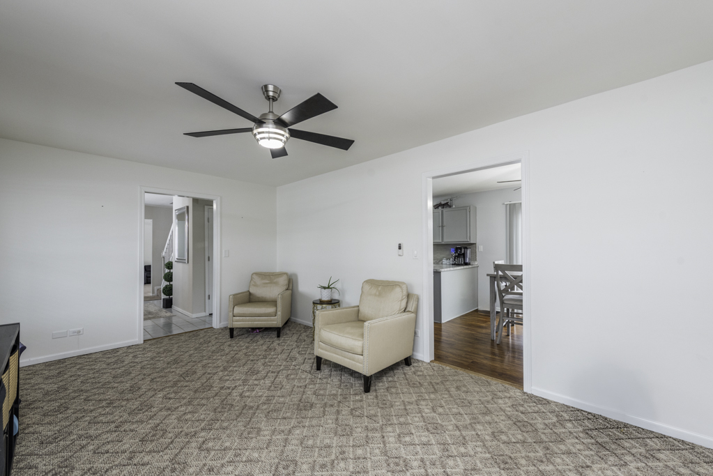 150 Old Darby Lane, Winthrop Harbor, IL 60096