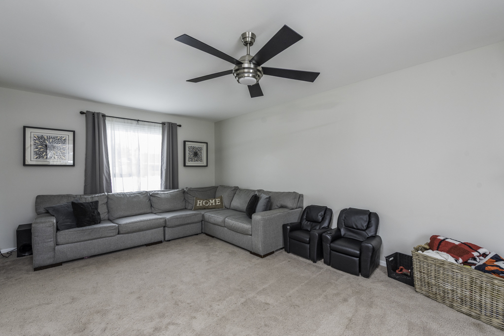 150 Old Darby Lane, Winthrop Harbor, IL 60096