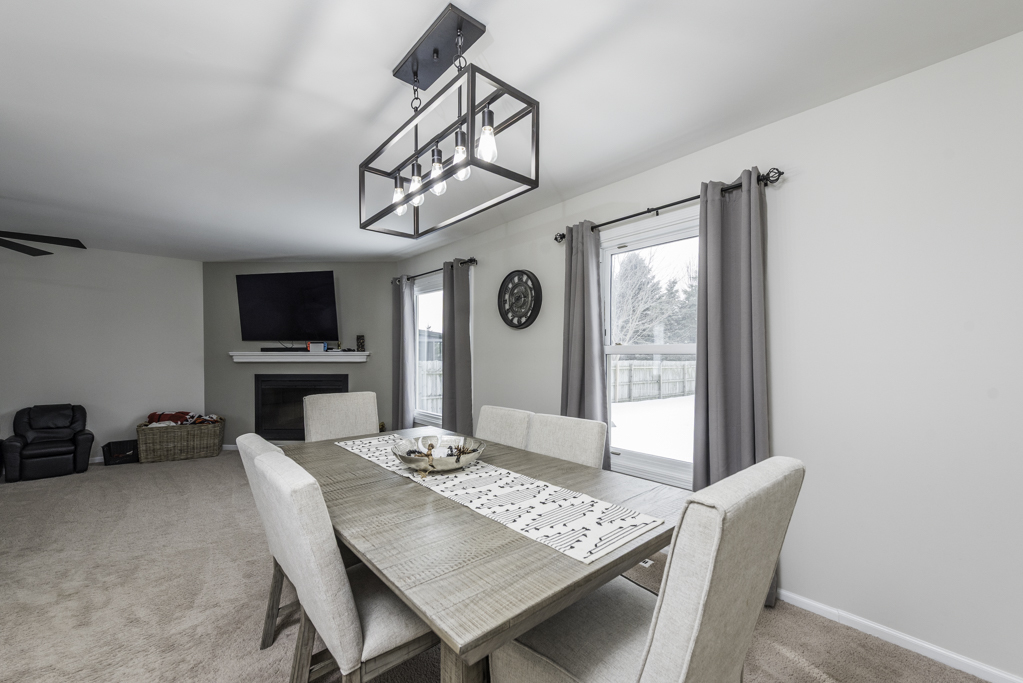 150 Old Darby Lane, Winthrop Harbor, IL 60096