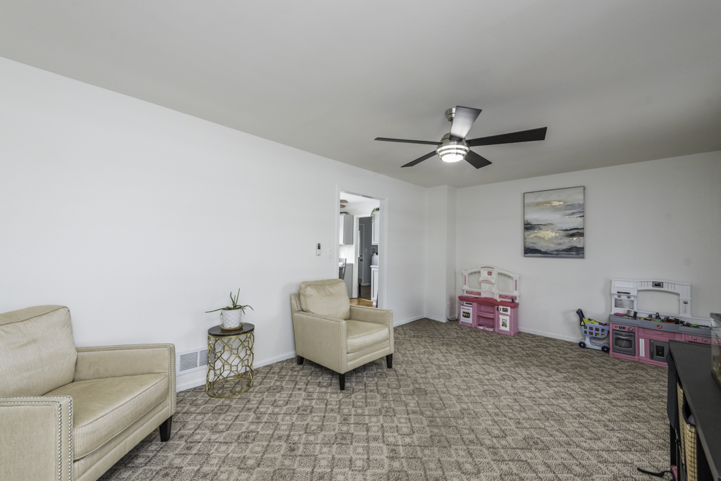 150 Old Darby Lane, Winthrop Harbor, IL 60096