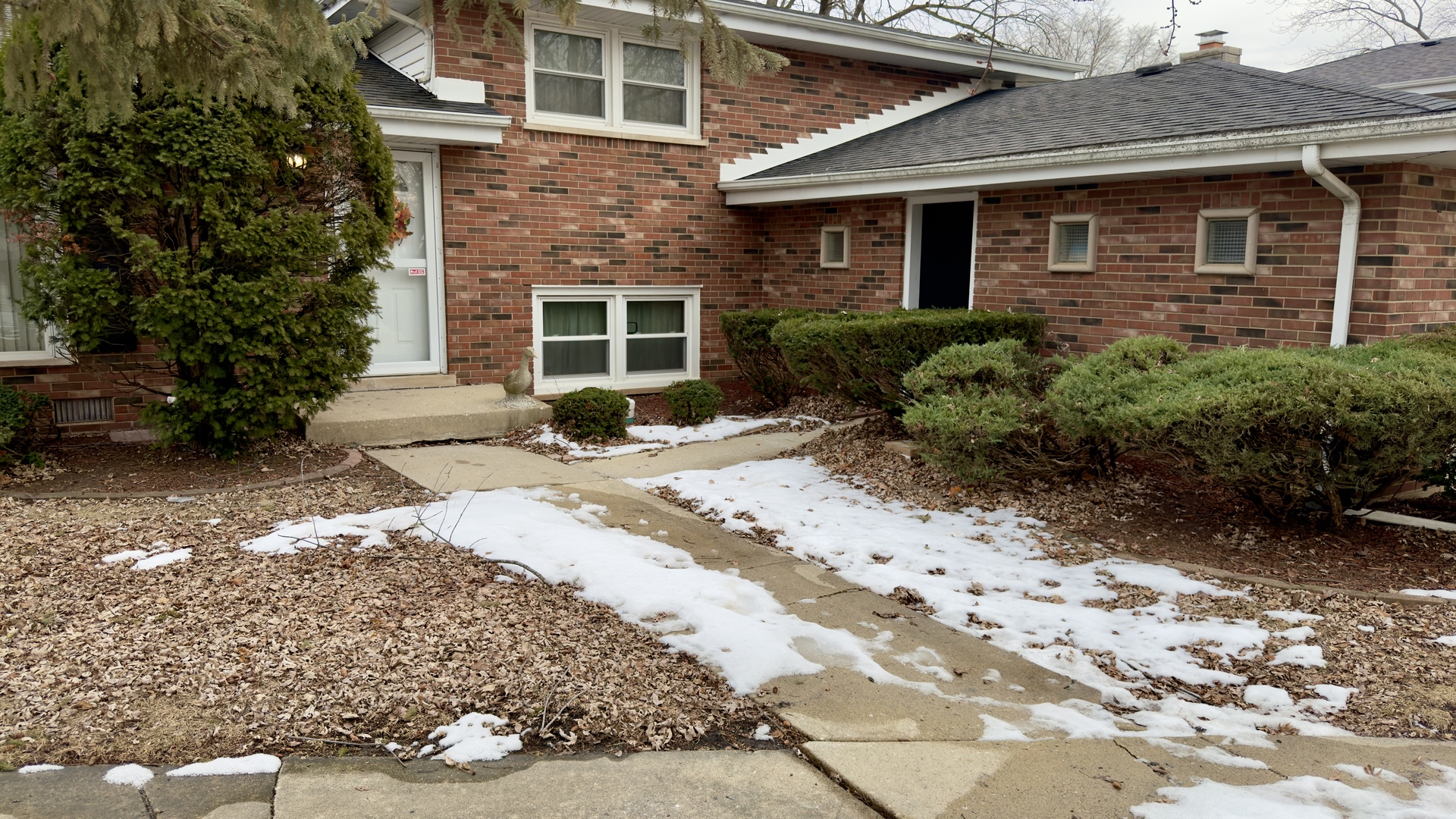 704 Tana Lane, Joliet, IL 60435