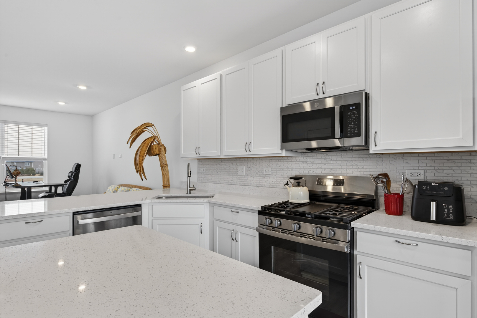 25631 W Wakefield Drive, Plainfield, IL 60544