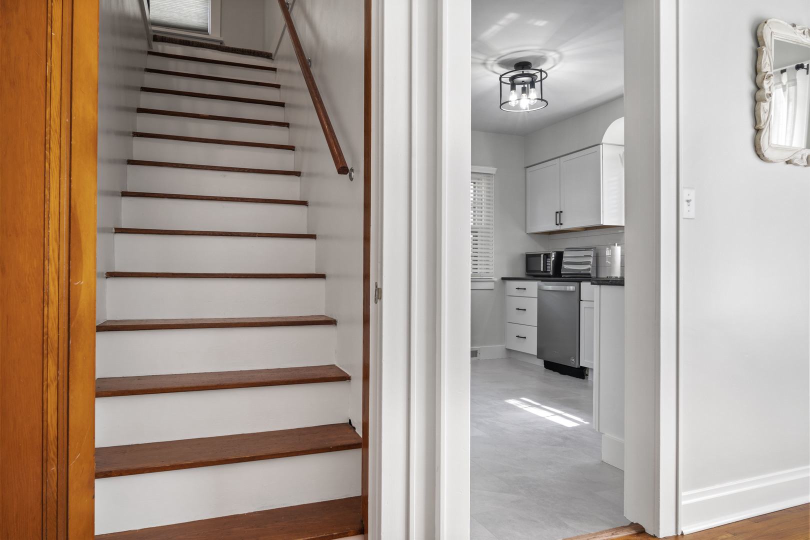 1223 E Oakland Avenue, Bloomington, IL 61701