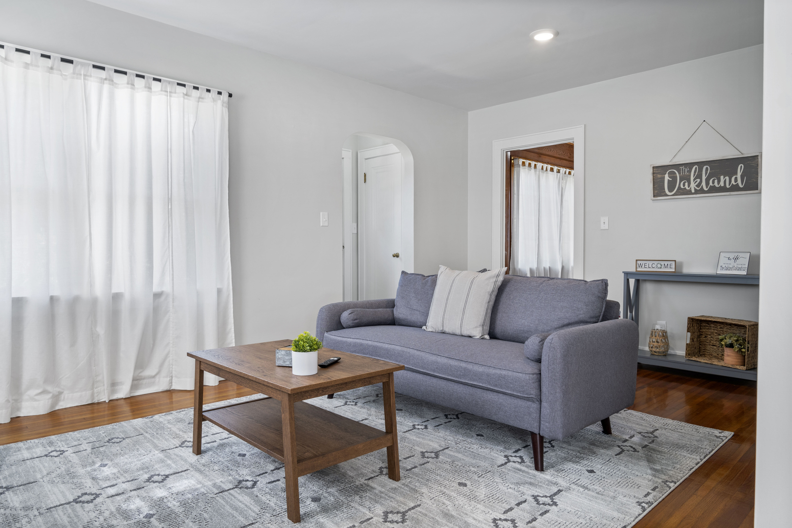 1223 E Oakland Avenue, Bloomington, IL 61701