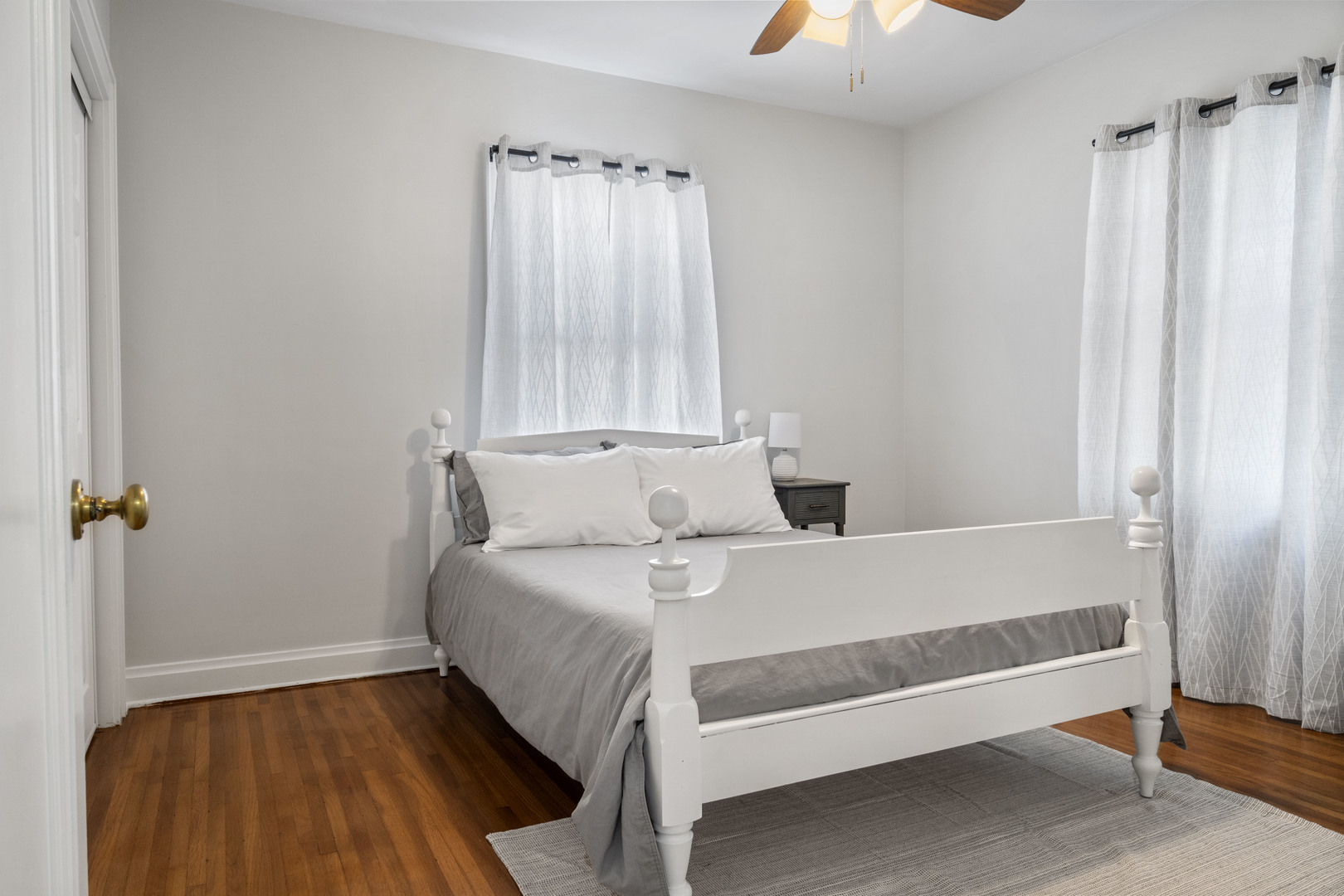 1223 E Oakland Avenue, Bloomington, IL 61701