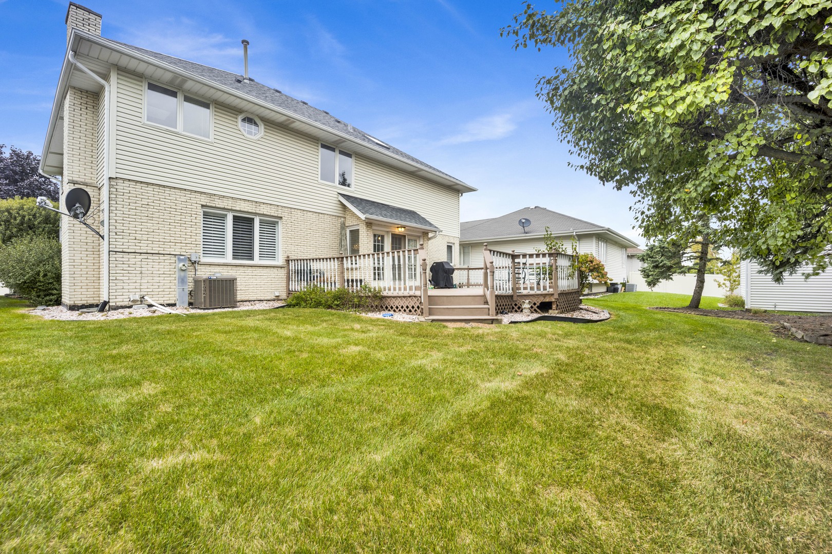 10833 Long Avenue, Oak Lawn, IL 60453