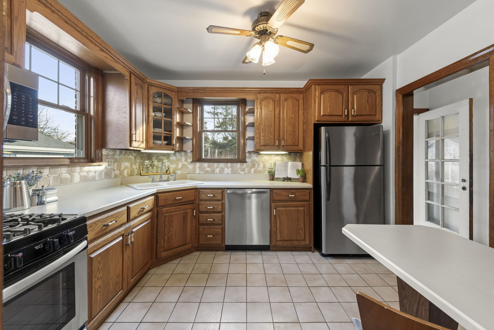 65 E Washington Boulevard, Lombard, IL 60148