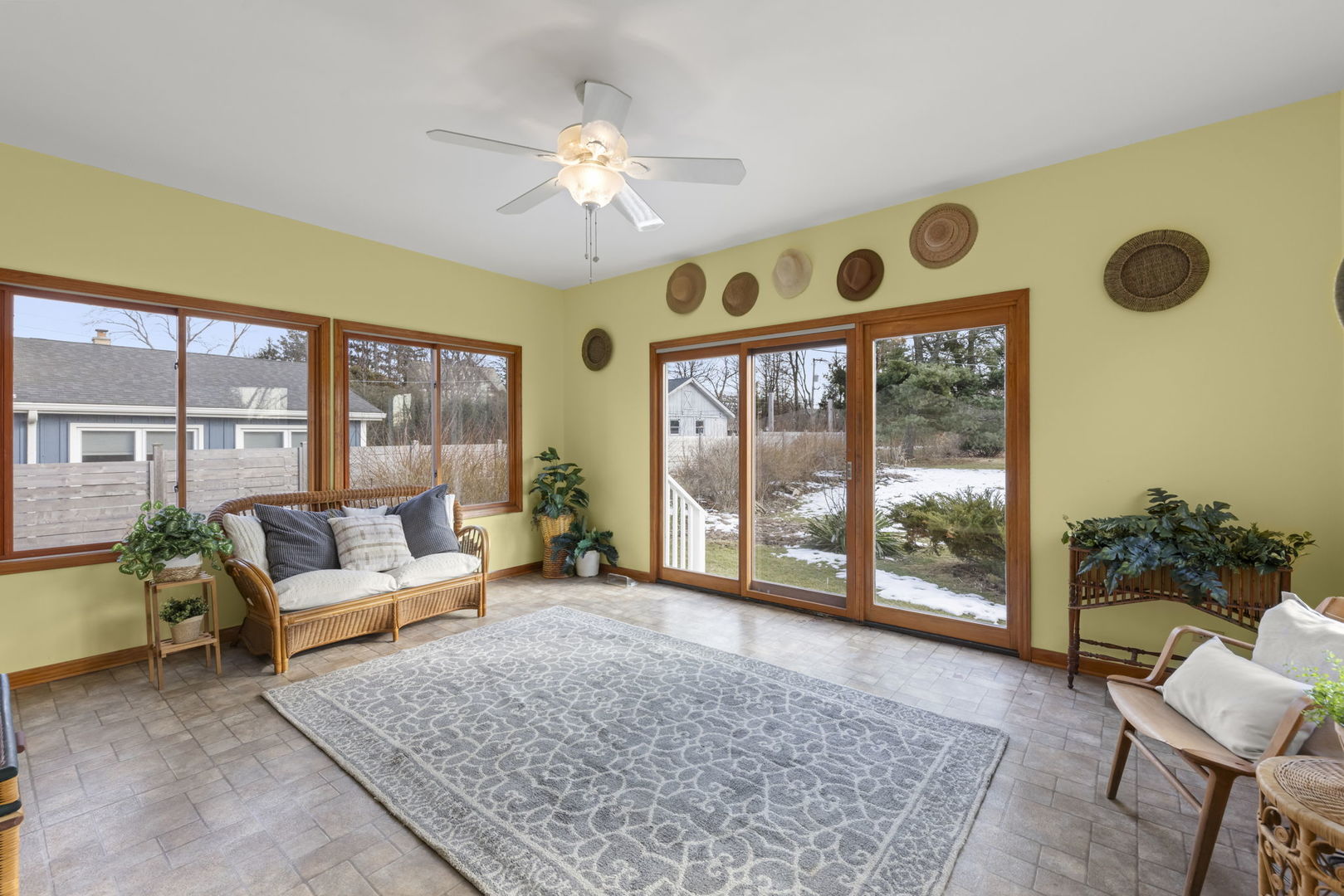 65 E Washington Boulevard, Lombard, IL 60148