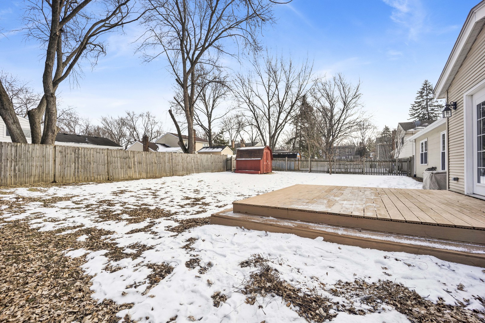 332 S River Road, Naperville, IL 60540