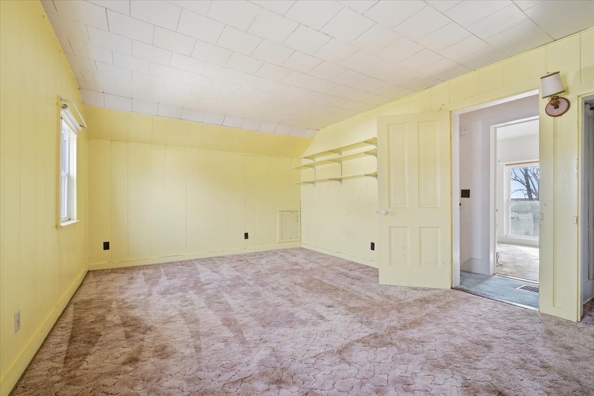 429 W Owsley Street, Chenoa, IL 61726