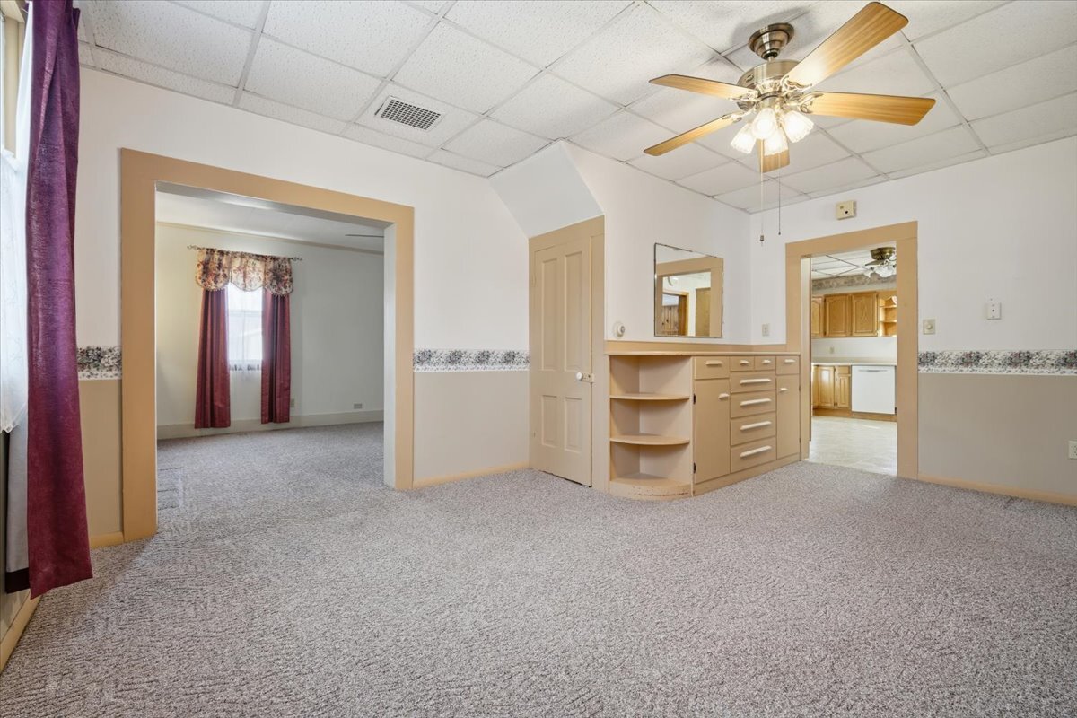 429 W Owsley Street, Chenoa, IL 61726