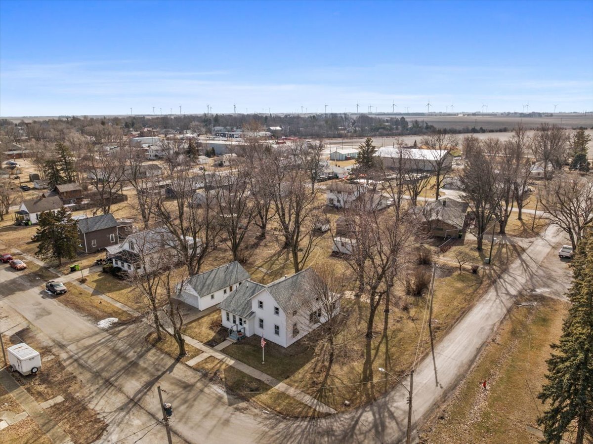 429 W Owsley Street, Chenoa, IL 61726