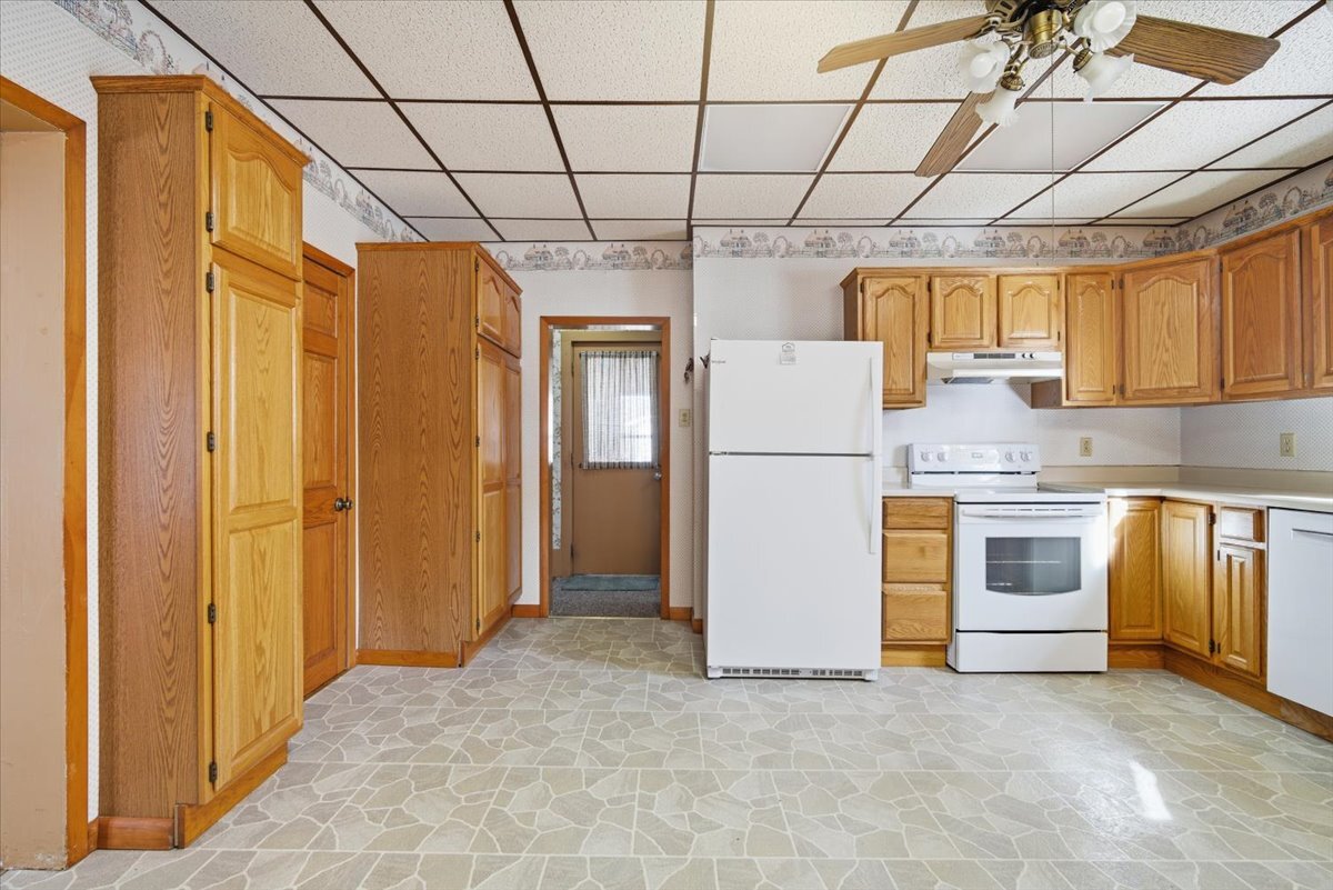 429 W Owsley Street, Chenoa, IL 61726