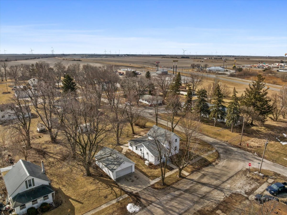 429 W Owsley Street, Chenoa, IL 61726