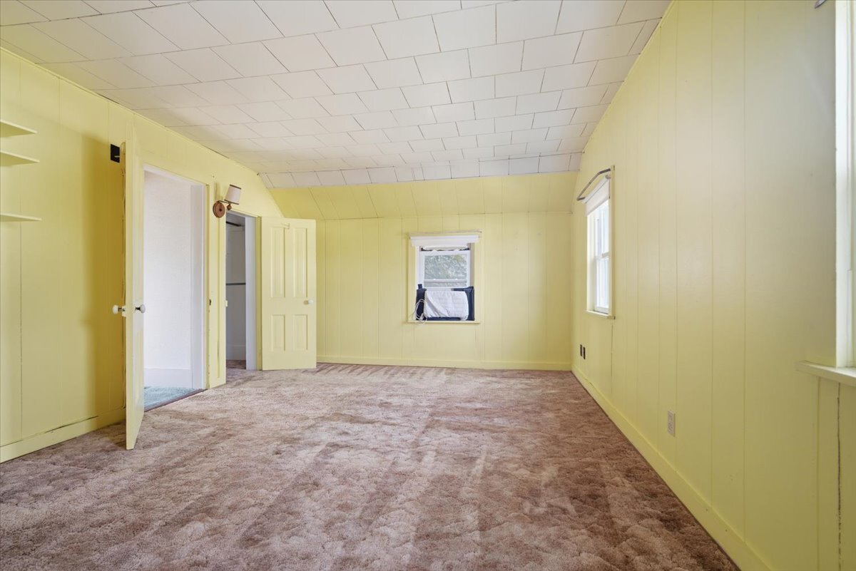 429 W Owsley Street, Chenoa, IL 61726