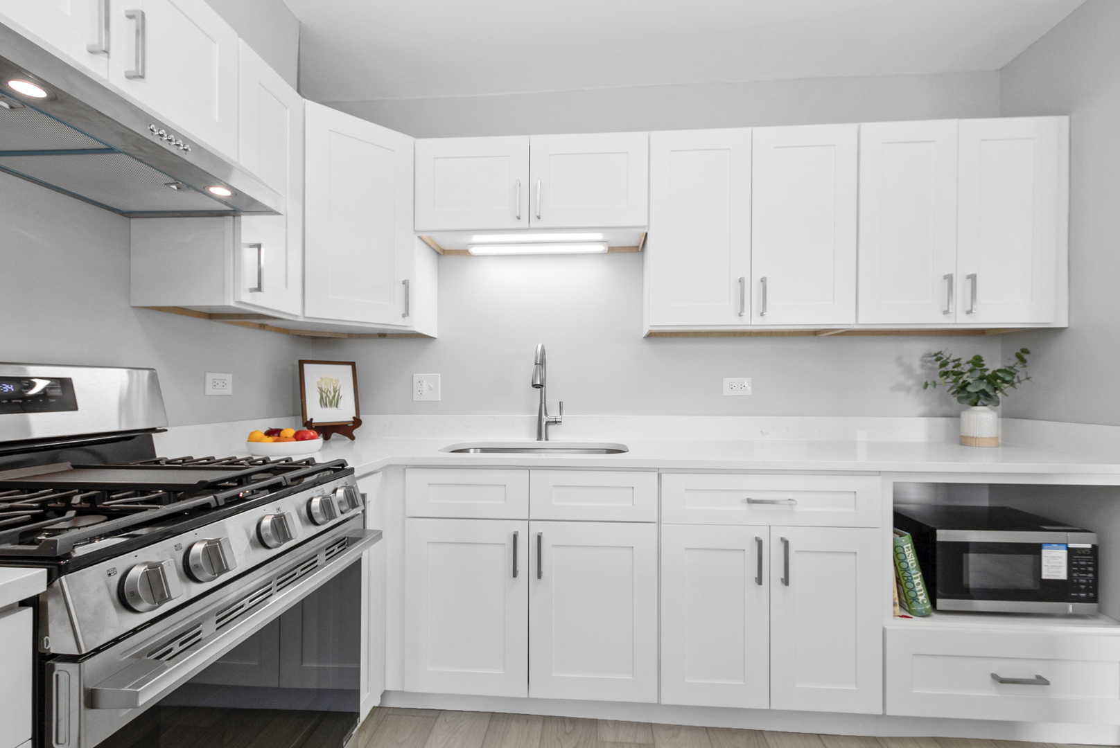 6670 S Brainard Avenue #411, Countryside, IL 60525