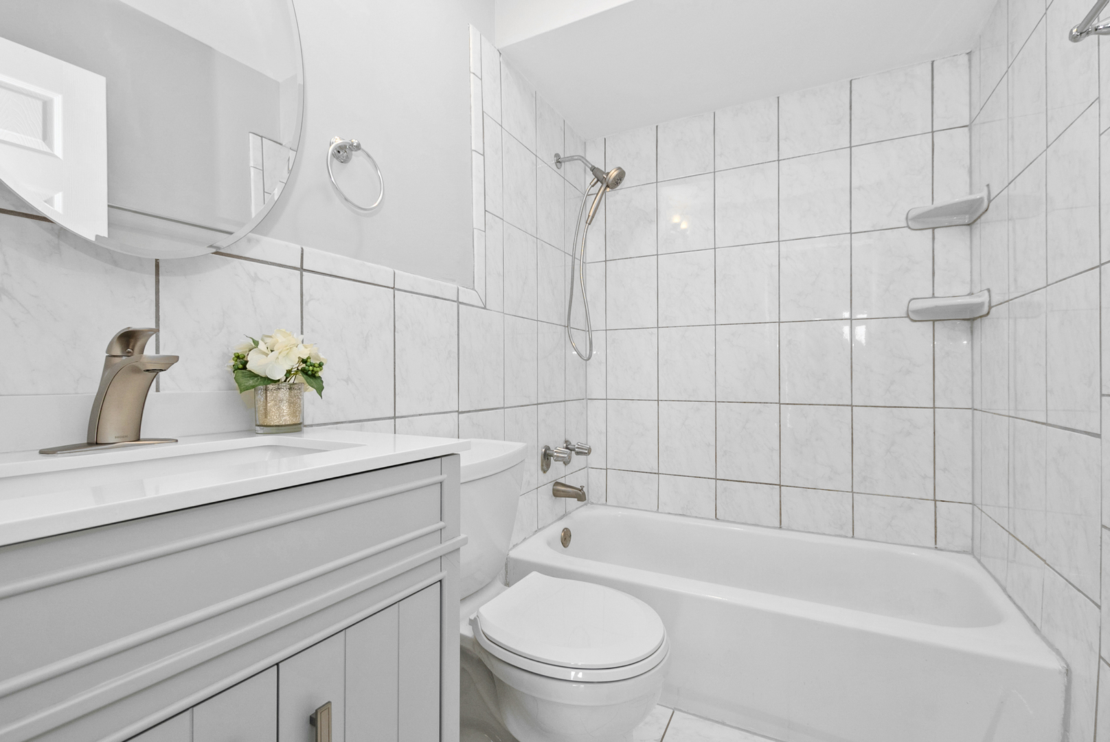 6670 S Brainard Avenue #411, Countryside, IL 60525