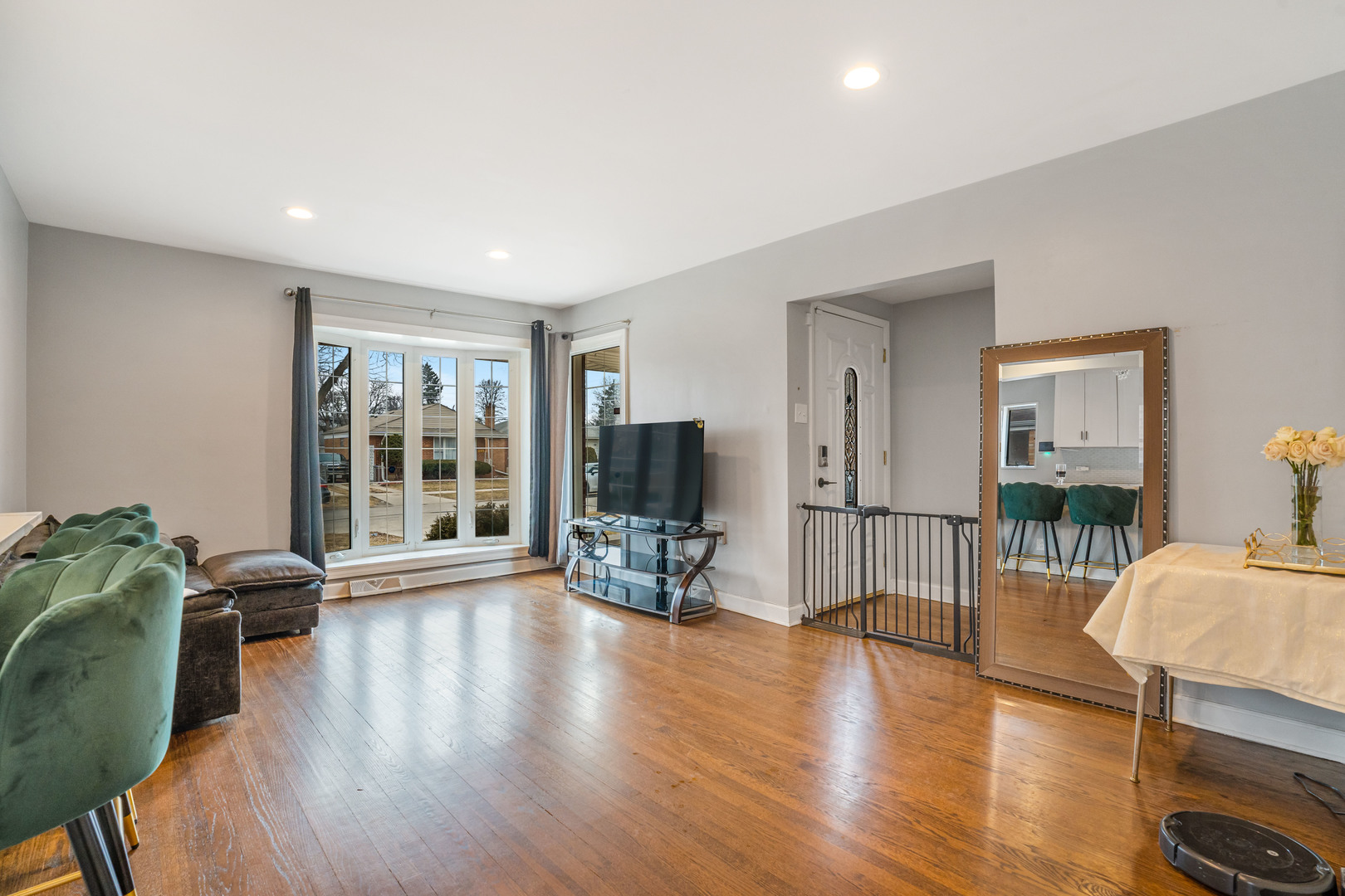 129 Rice Avenue, Bellwood, IL 60104