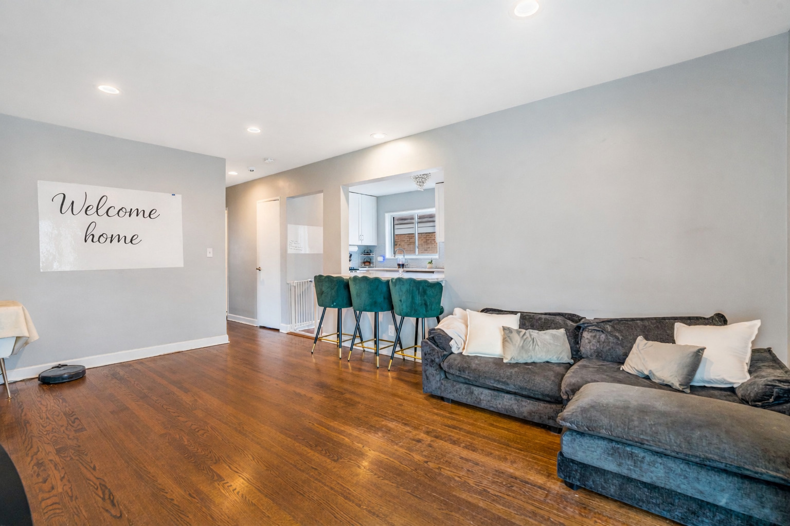 129 Rice Avenue, Bellwood, IL 60104