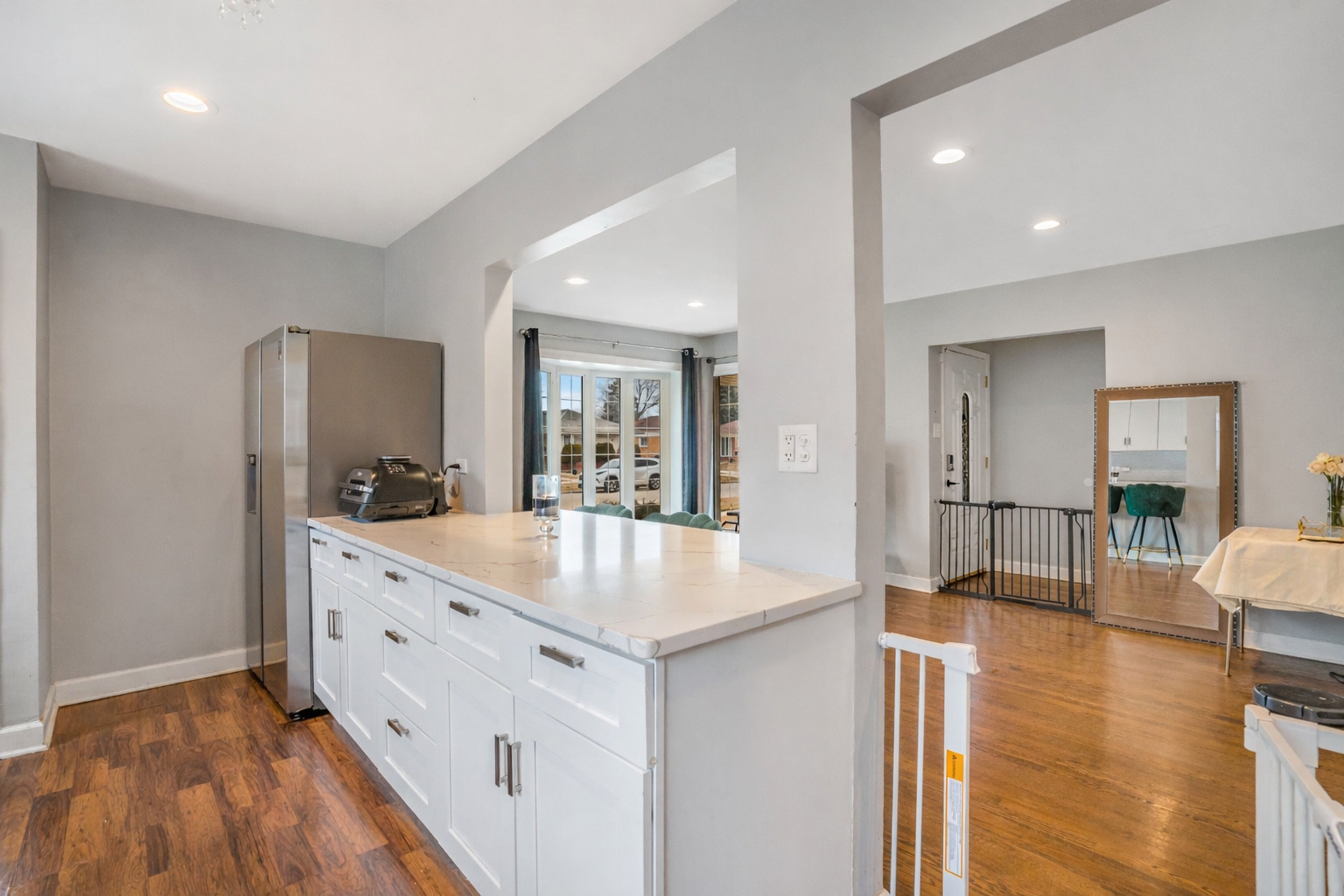 129 Rice Avenue, Bellwood, IL 60104