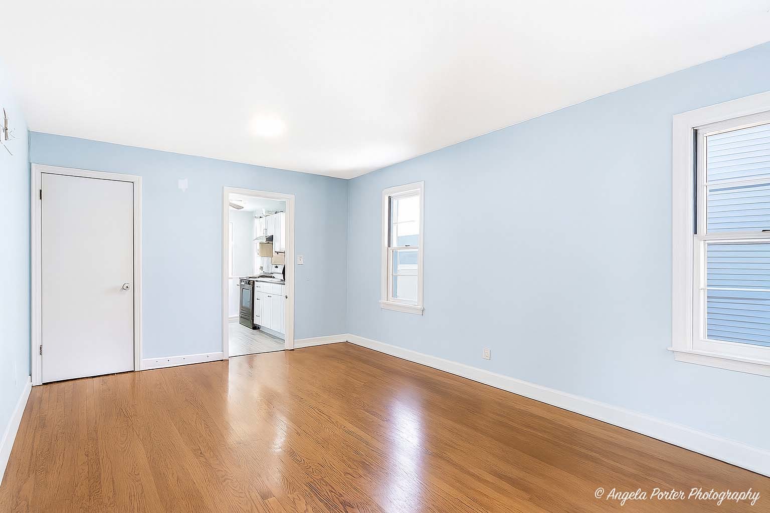 722 W Keith Avenue, Waukegan, IL 60085