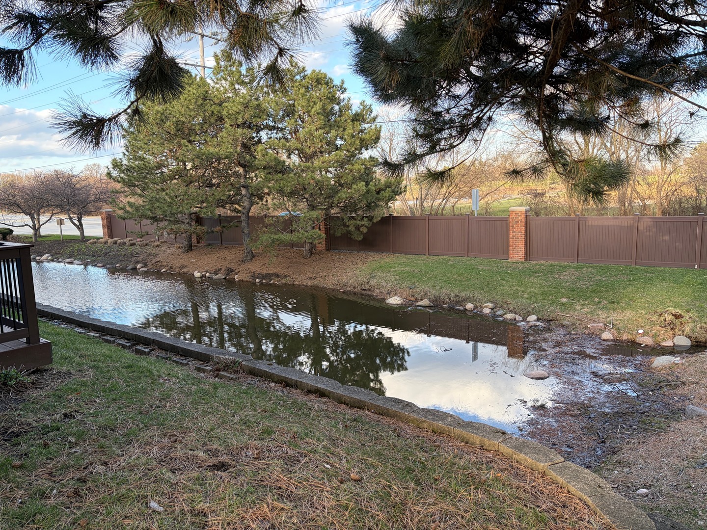 15 Indian Trail Drive #15, Westmont, IL 60559