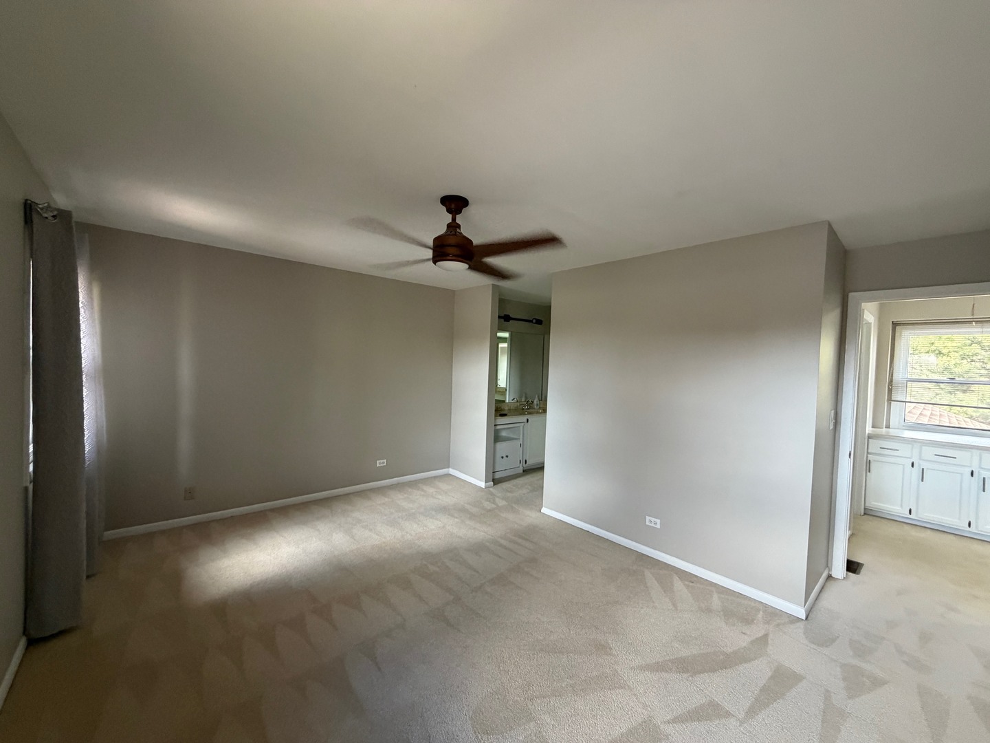 15 Indian Trail Drive #15, Westmont, IL 60559