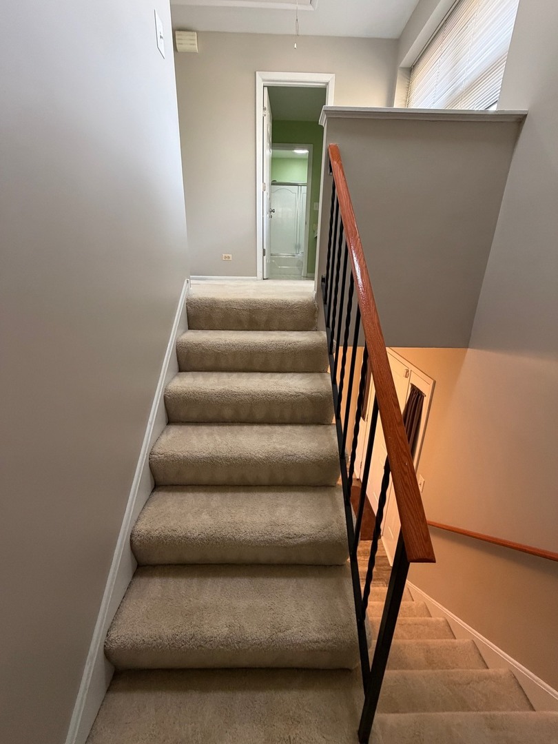 15 Indian Trail Drive #15, Westmont, IL 60559