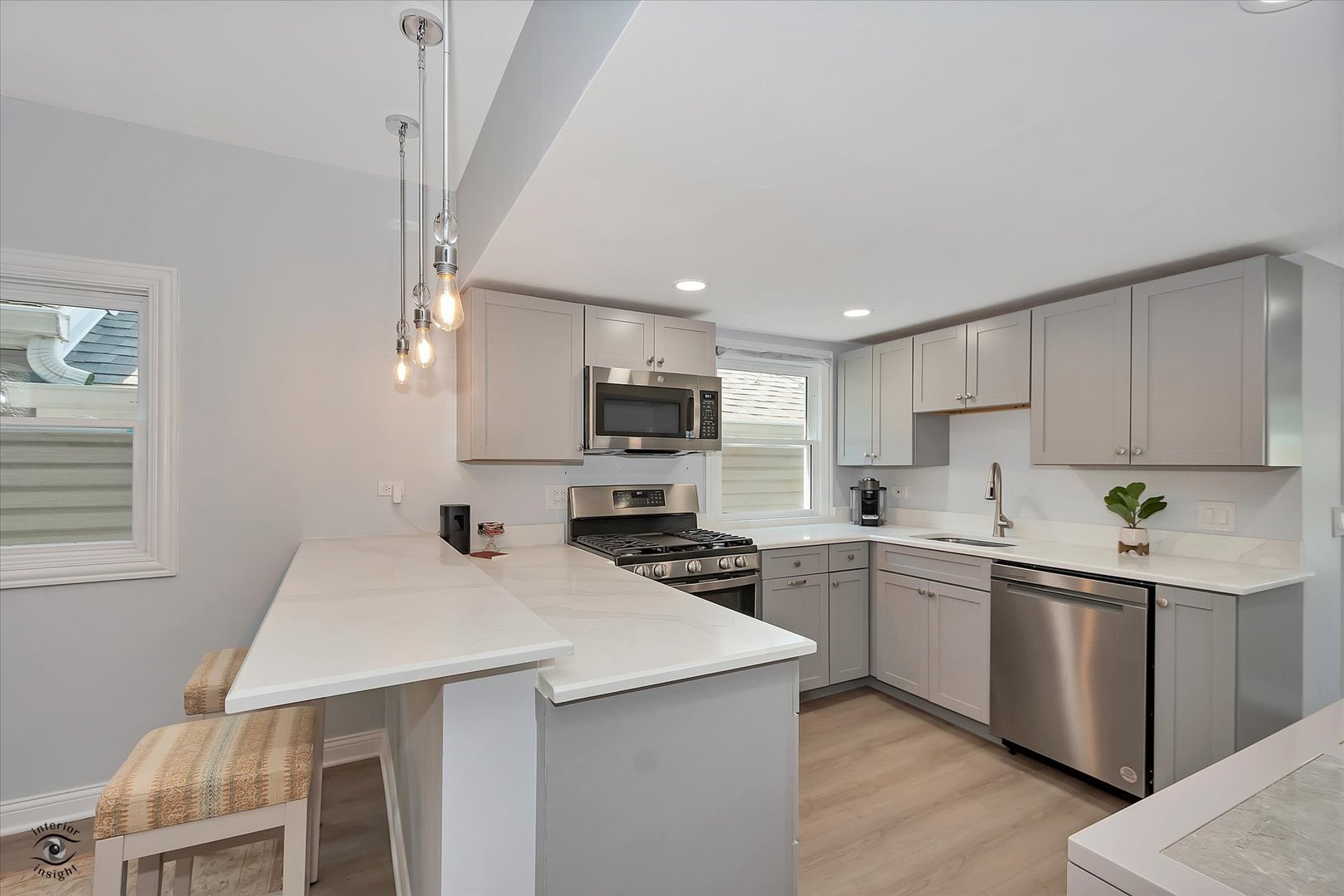 3530 S Union Avenue, Chicago, IL 60609