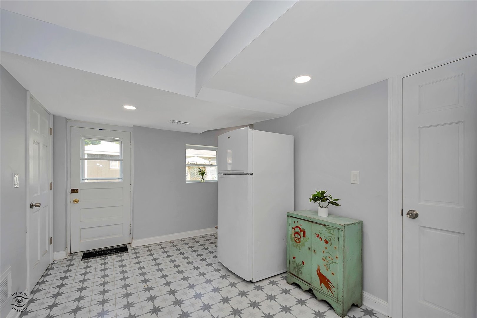 3530 S Union Avenue, Chicago, IL 60609