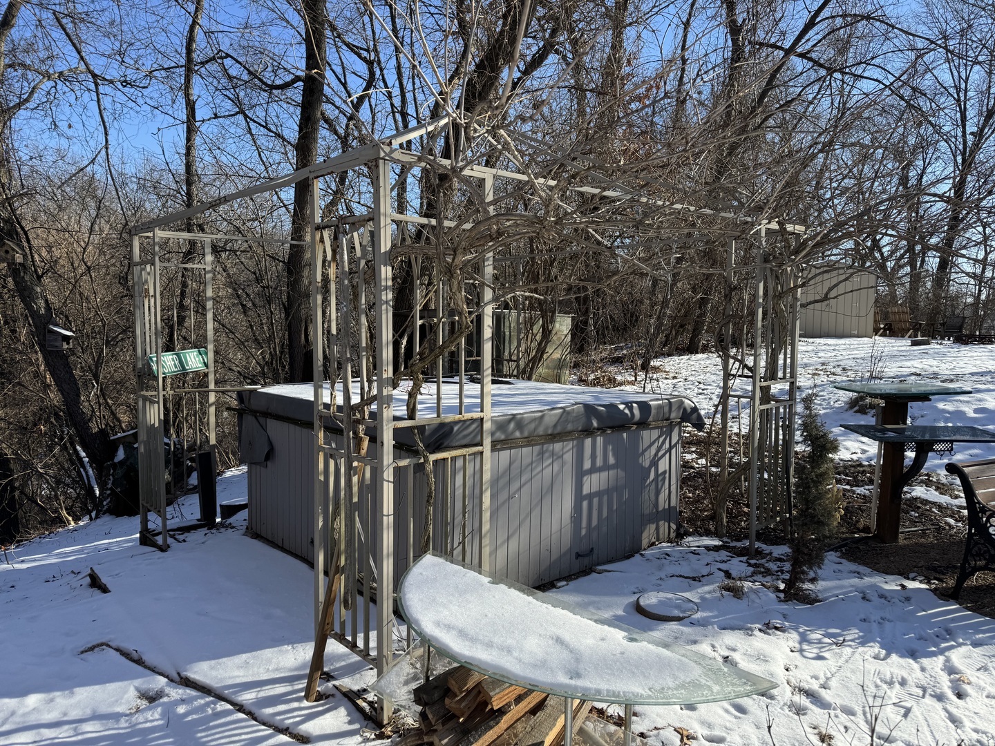 21-79 Woodhaven Lake, Sublette, IL 61367