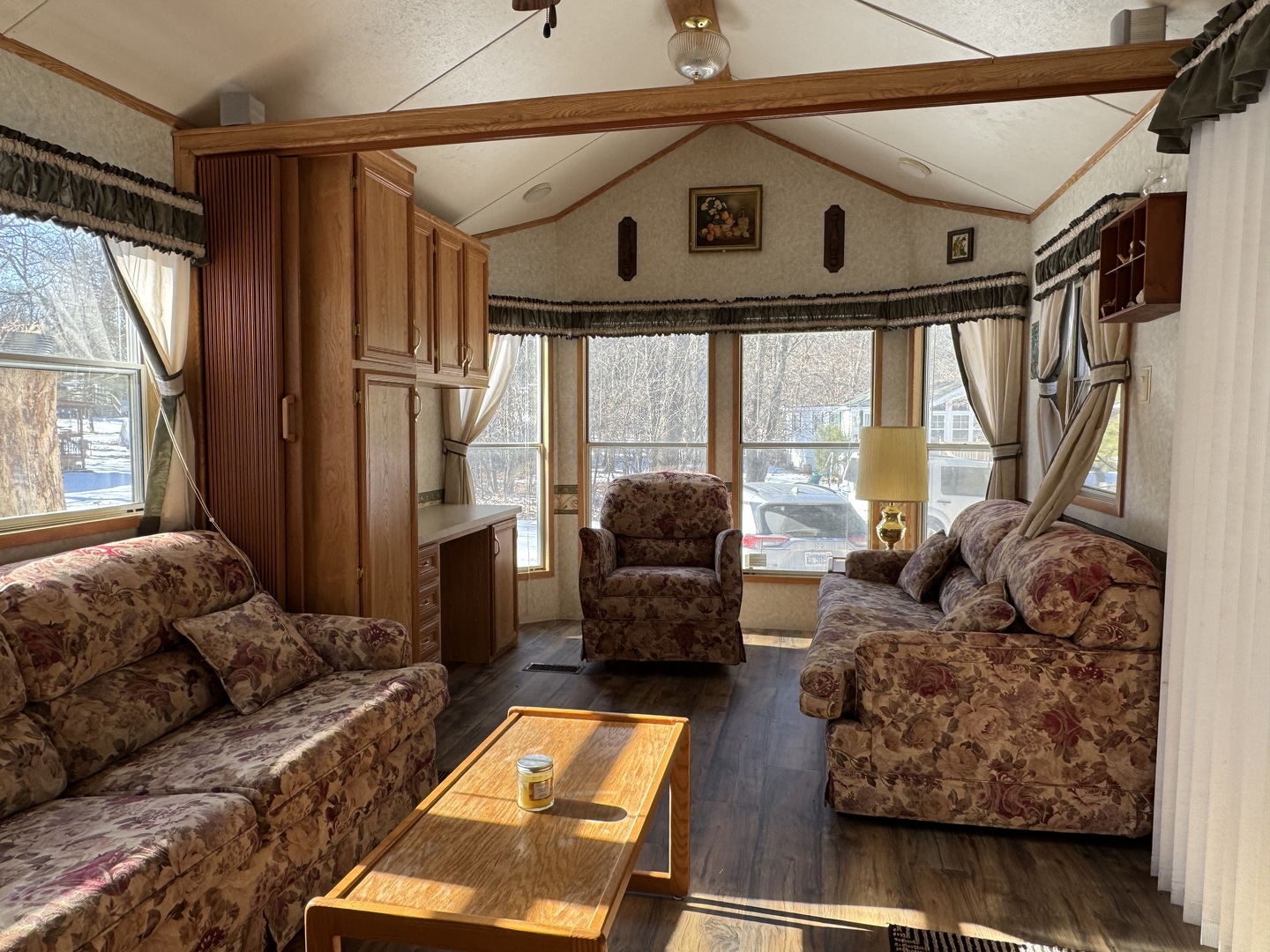 21-79 Woodhaven Lake, Sublette, IL 61367