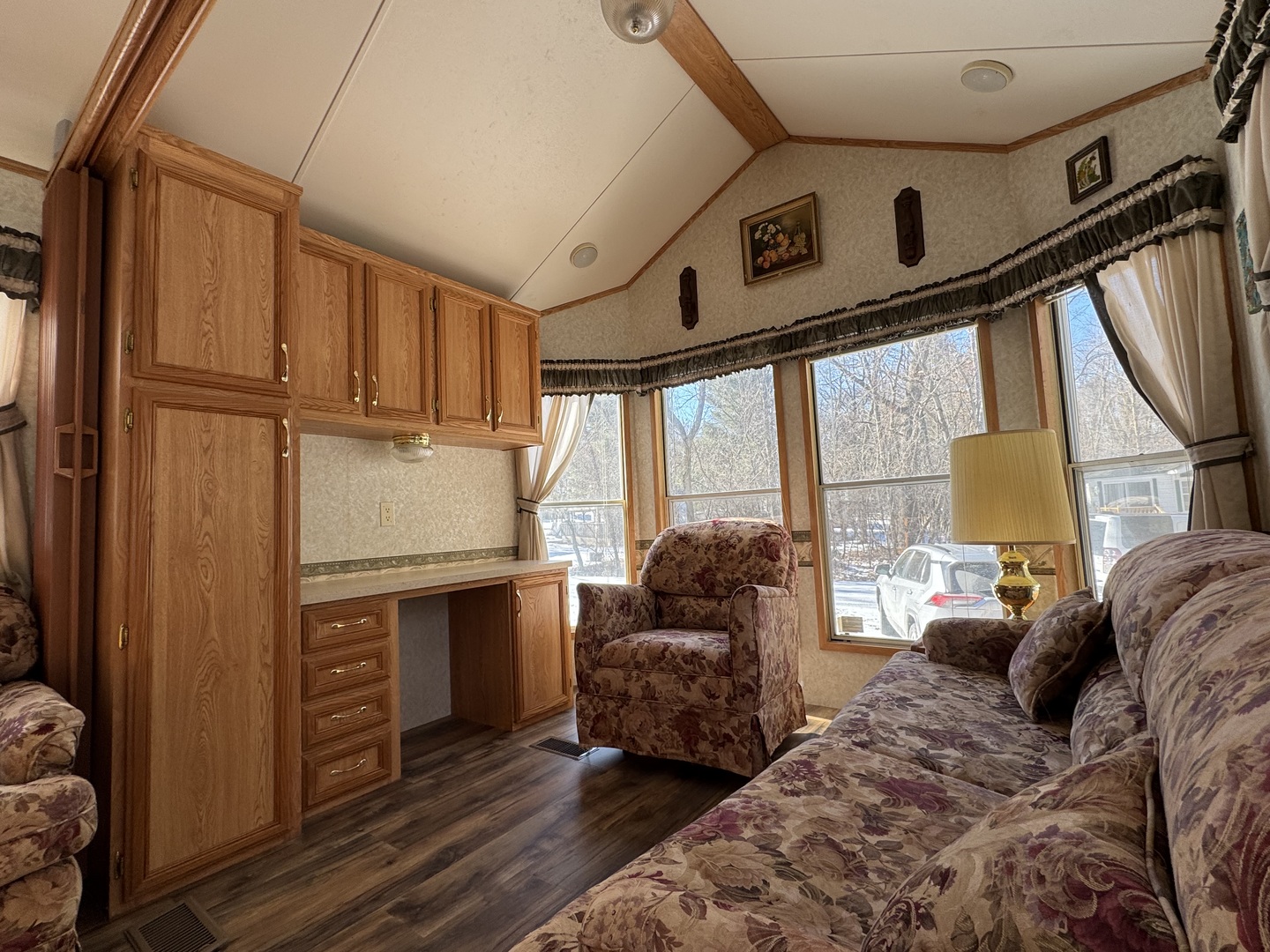 21-79 Woodhaven Lake, Sublette, IL 61367