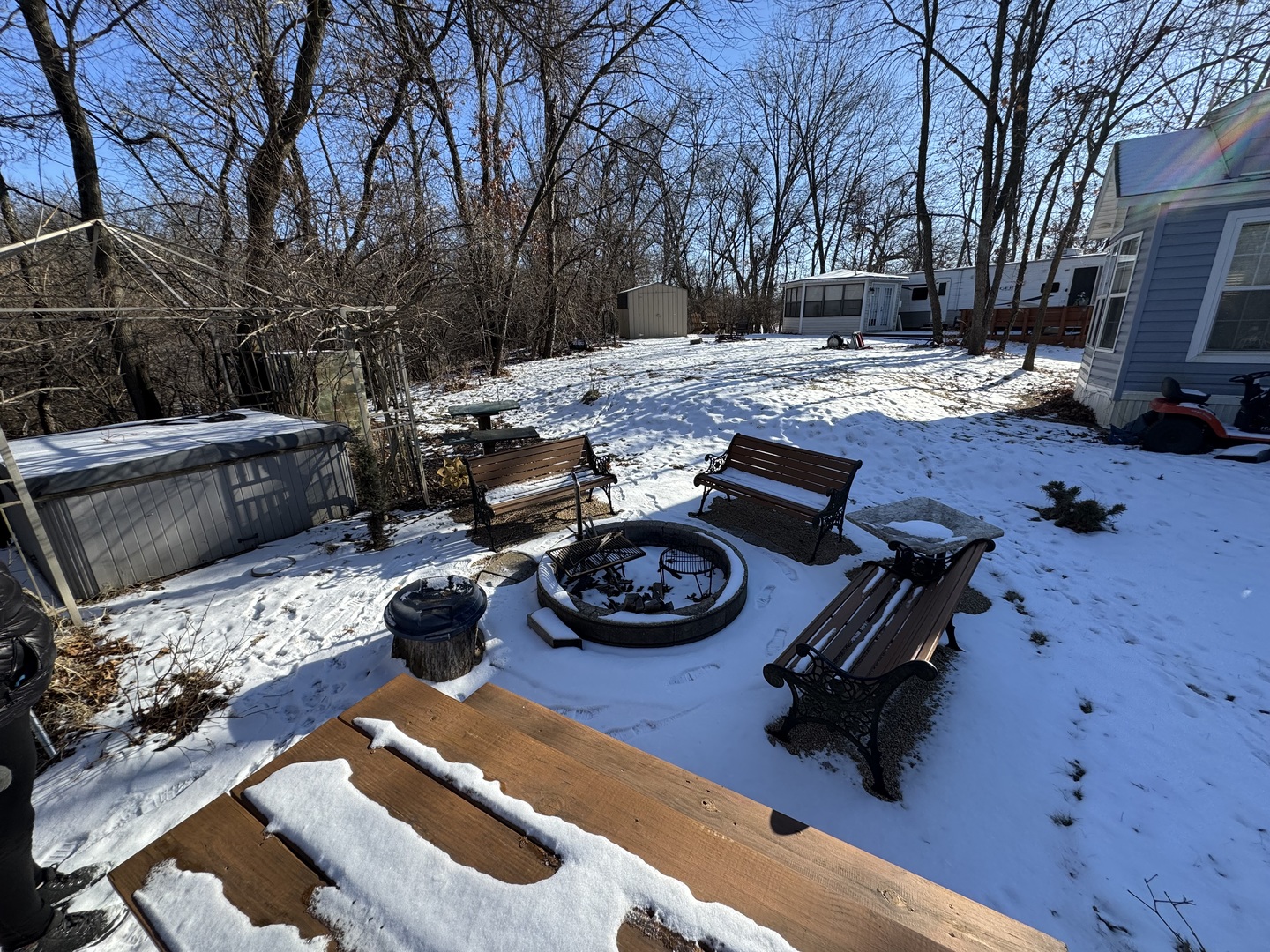 21-79 Woodhaven Lake, Sublette, IL 61367