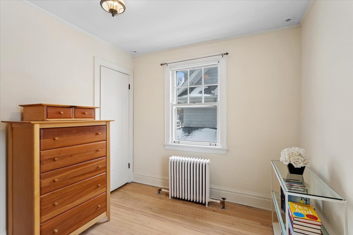 435 N Garfield Avenue, Hinsdale, IL 60521