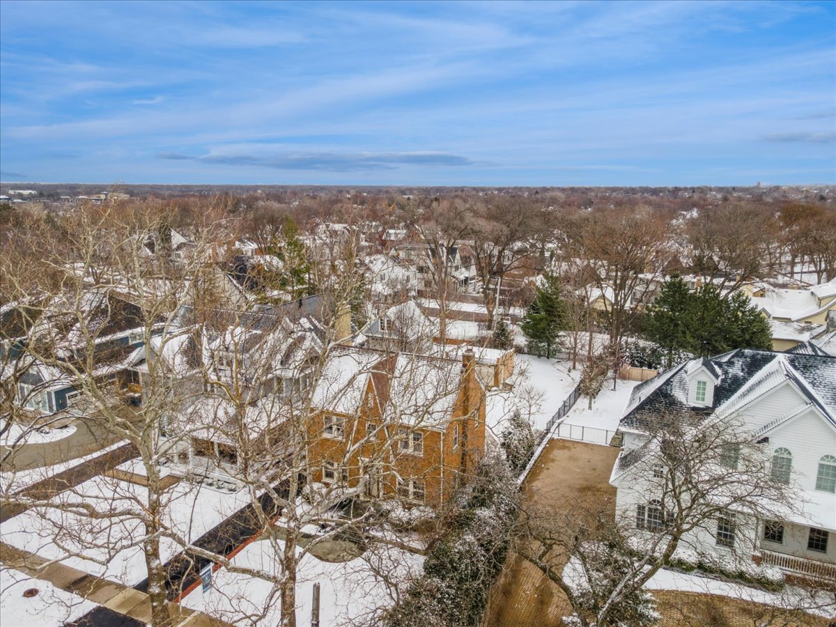 435 N Garfield Avenue, Hinsdale, IL 60521