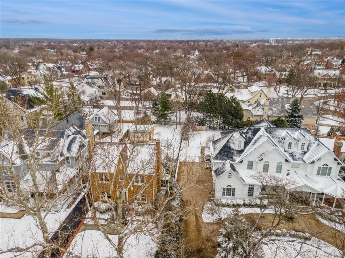 435 N Garfield Avenue, Hinsdale, IL 60521