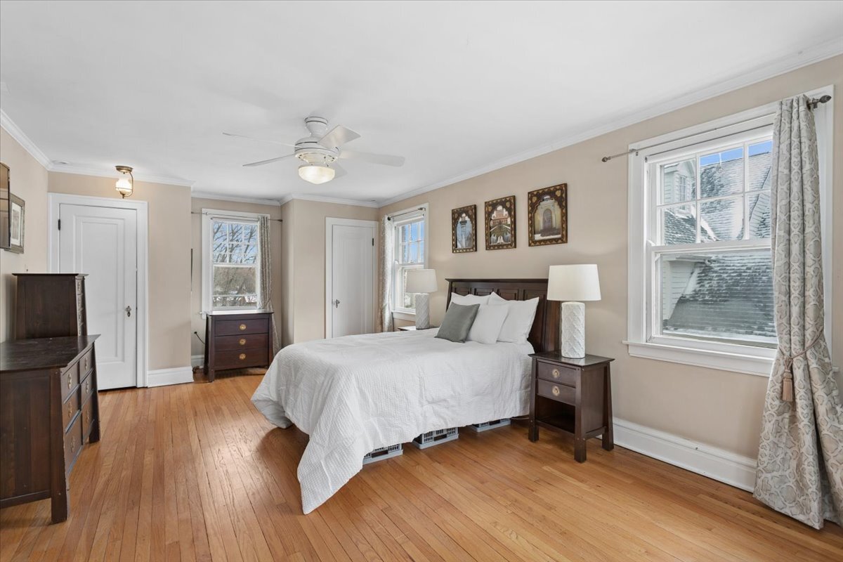 435 N Garfield Avenue, Hinsdale, IL 60521